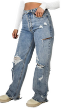 Load image into Gallery viewer, The Mylie 90&#39;s Denim Jeans